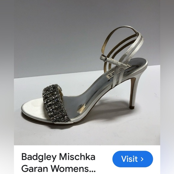 GORGEOUS!!!🔥 Badgley Mischka sandals.NWT